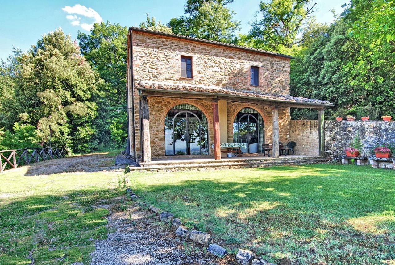 Agriturismo I Frati Paciano Bagian luar foto
