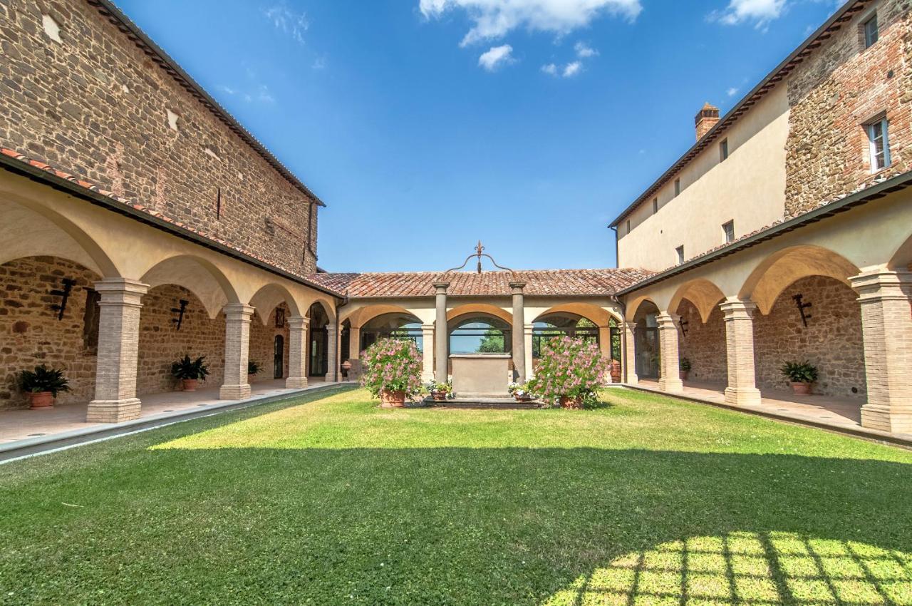 Agriturismo I Frati Paciano Bagian luar foto