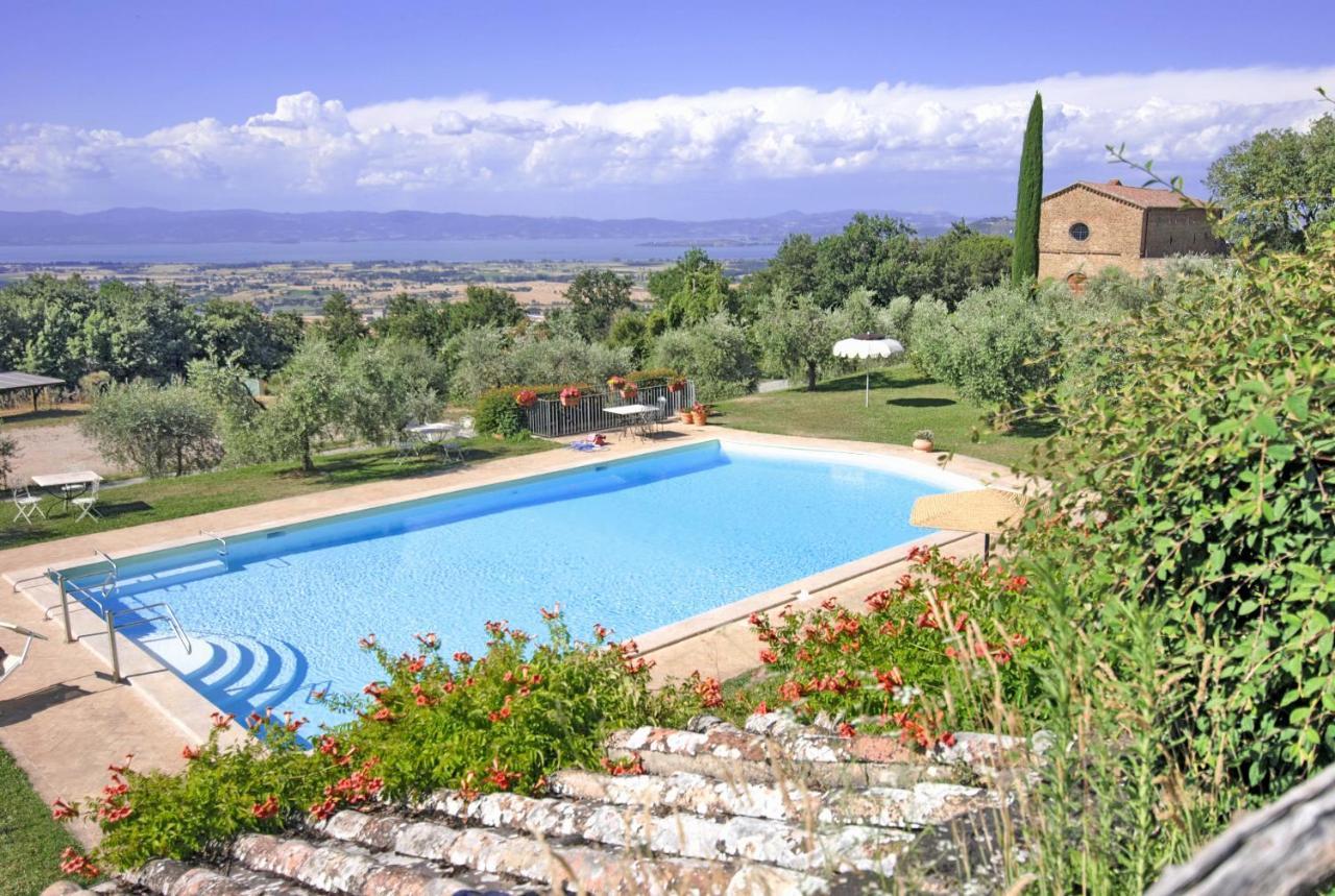 Agriturismo I Frati Paciano Bagian luar foto