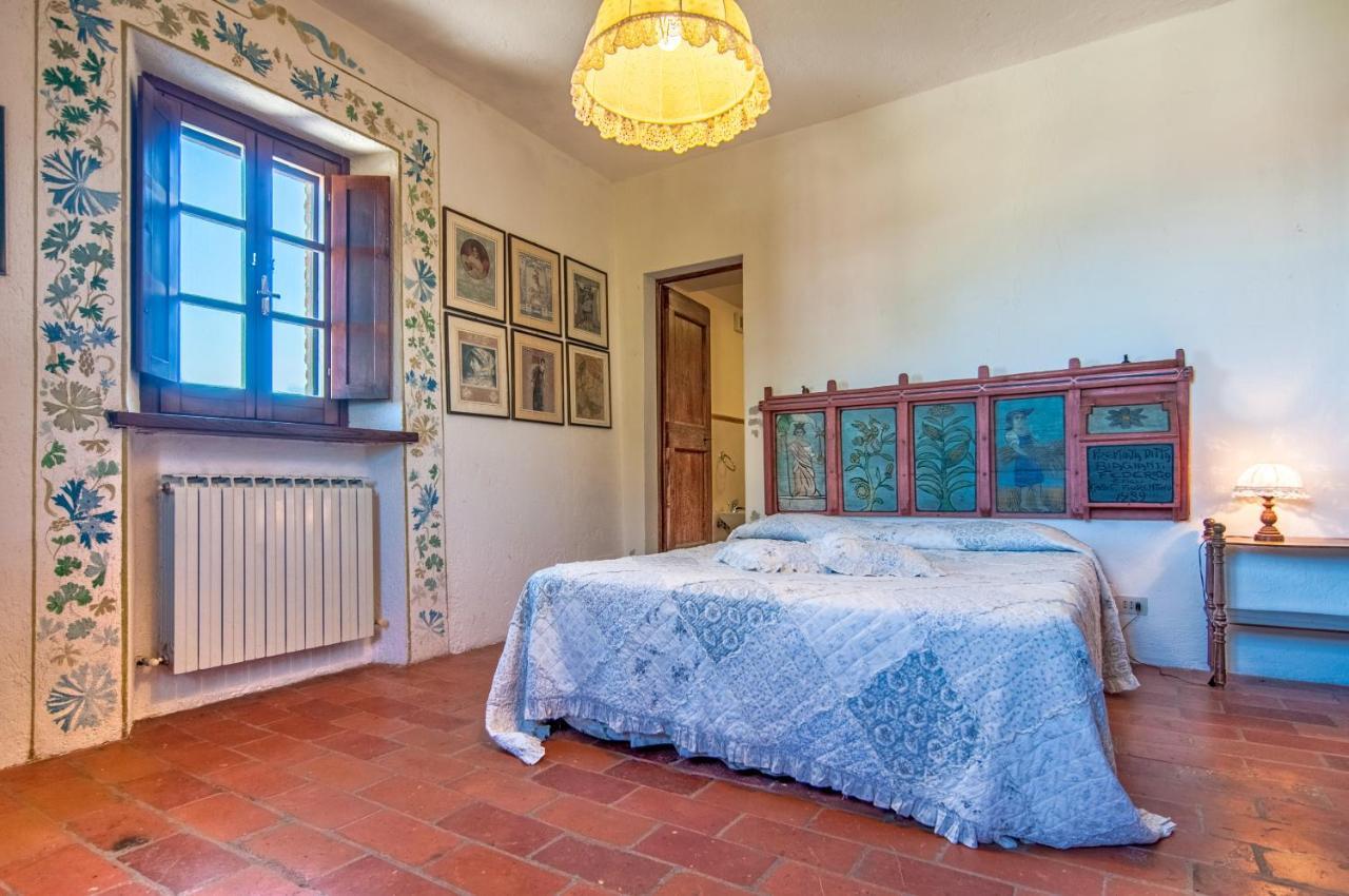 Agriturismo I Frati Paciano Bagian luar foto