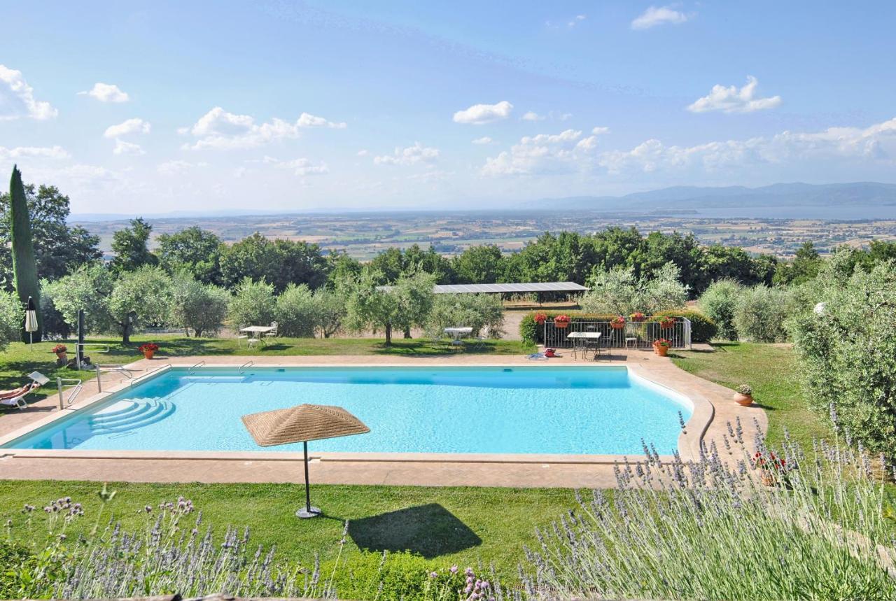 Agriturismo I Frati Paciano Bagian luar foto