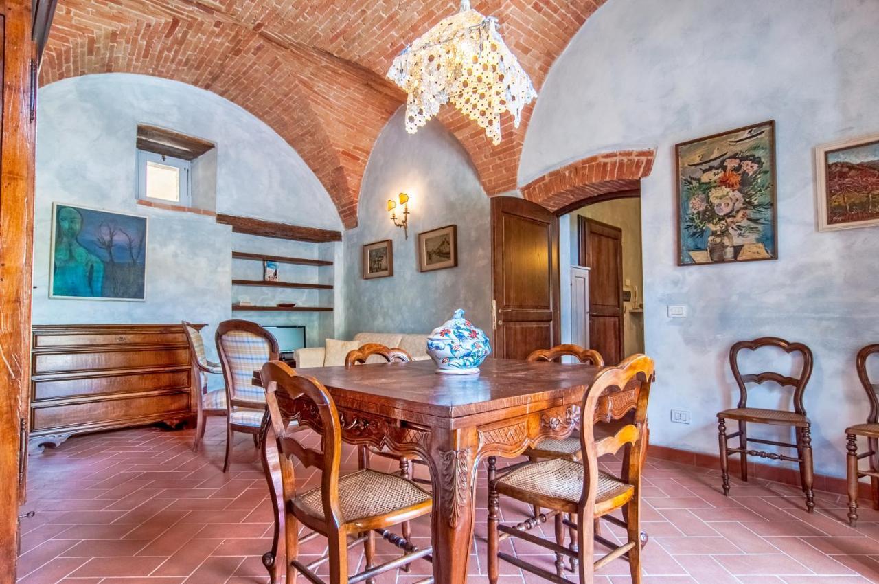 Agriturismo I Frati Paciano Bagian luar foto