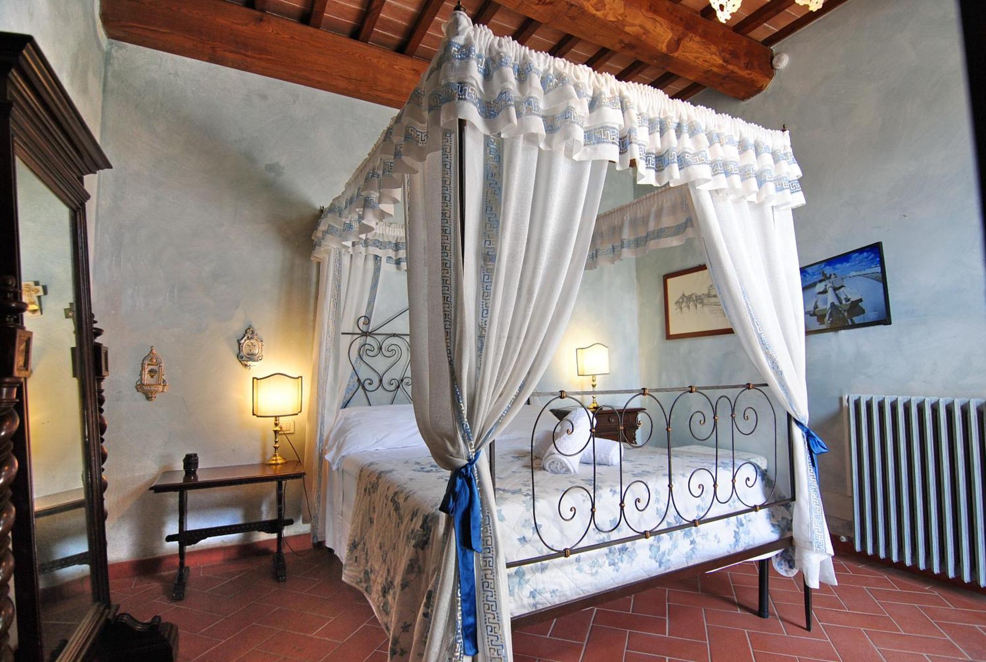 Agriturismo I Frati Paciano Bagian luar foto