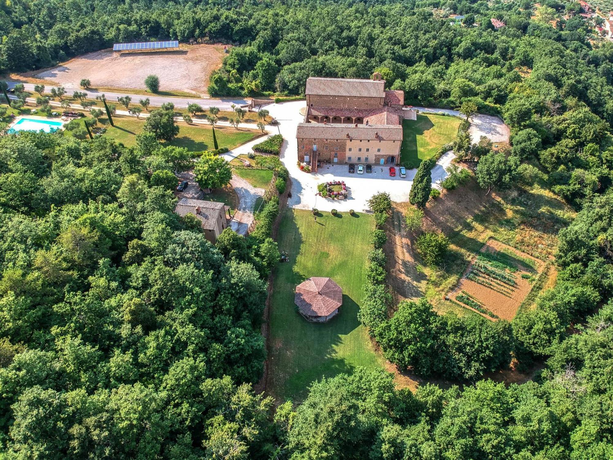 Agriturismo I Frati Paciano Bagian luar foto