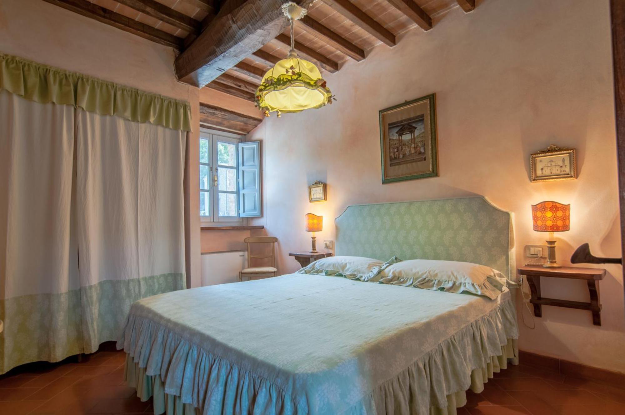 Agriturismo I Frati Paciano Bagian luar foto